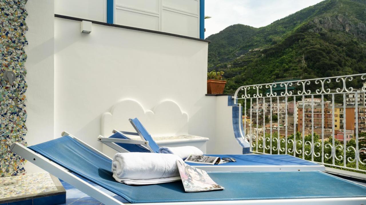 Libeccio - Apartment With Terrace And Sea View Maiori Εξωτερικό φωτογραφία